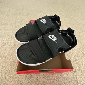 Nike Owaysis Sandals